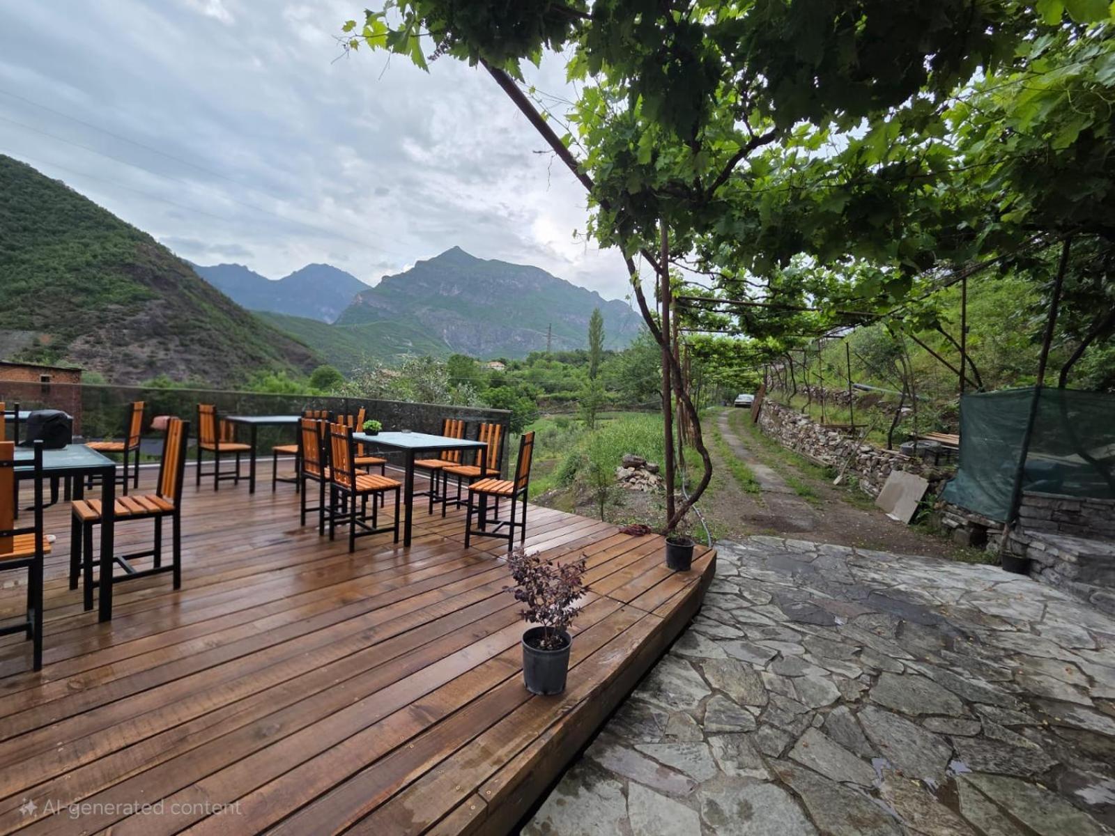 Hotel Davids Koman ภายนอก รูปภาพ